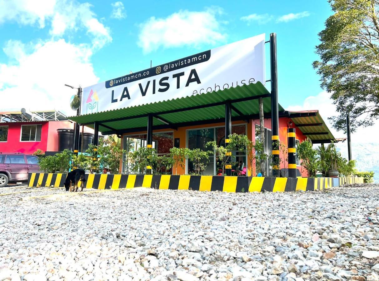 La Vista Ecohouse Macanal